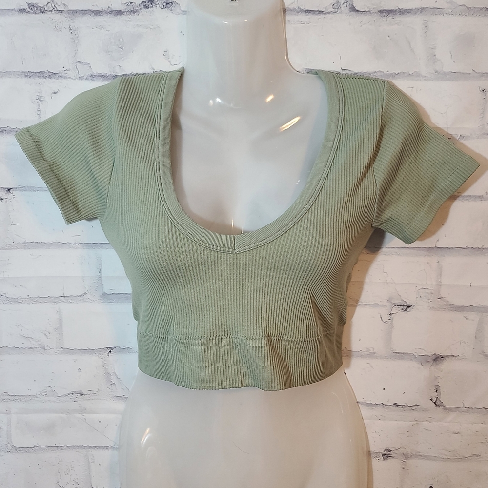 Garage V-neck Green Cropped Tee Shirt